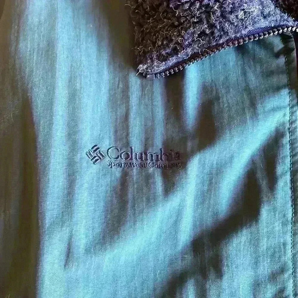 Columbia Sportswear Company Men's Size Large Reversible Vest - Picture 2 of 8